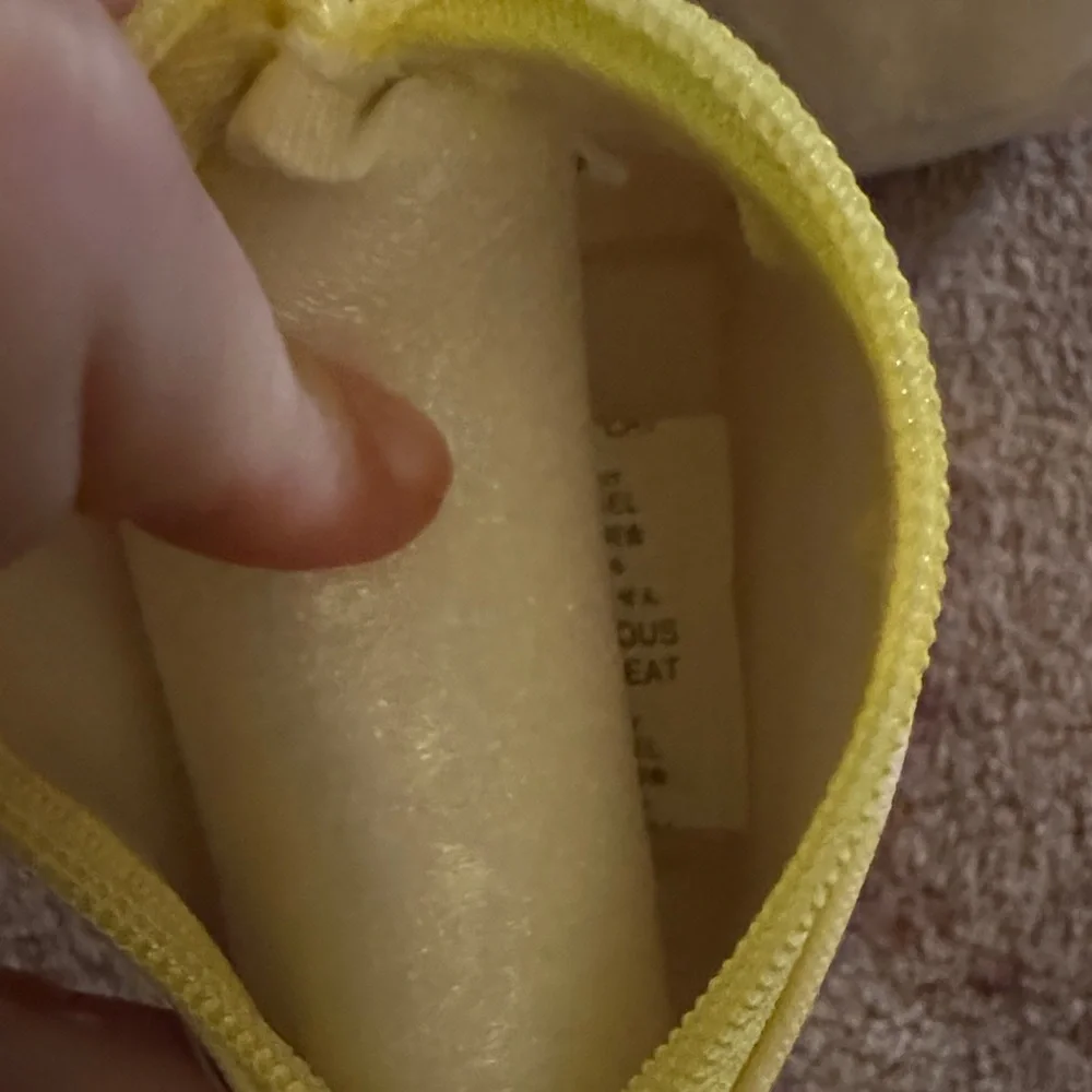 Pikachu Coin Pouch /bag clip- Yellow Pokémon Zip Pouch - Picture 3 of 6